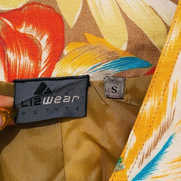 Liz Wear Petite Vtg Colorful Floral Print V-neck Buttoned Crop Jacket Size Small - Picture 5 of 7